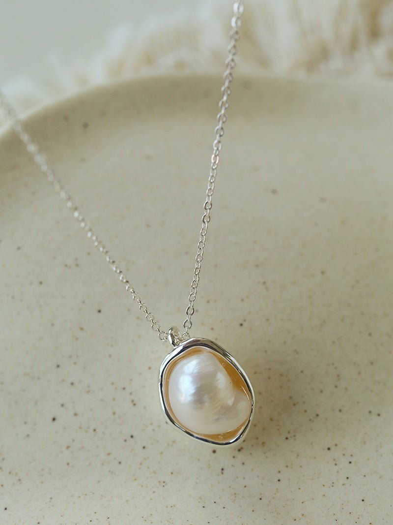 Minimalist Versatile Oval Freshwater Pearl Pendant Necklace - floysun