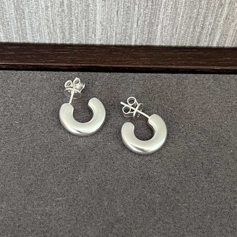Minimalist Vintage C - Shaped Hoop Earrings - floysun