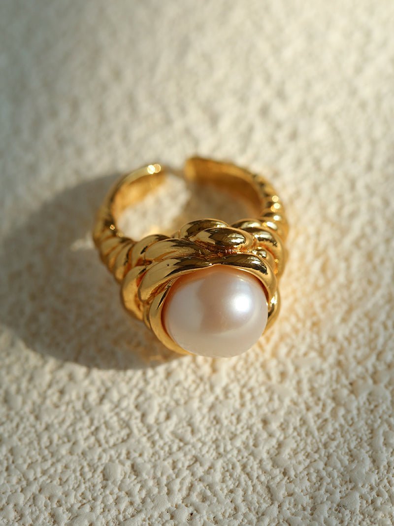 Modern Vintage Wrapped Pearl Ring - floysun