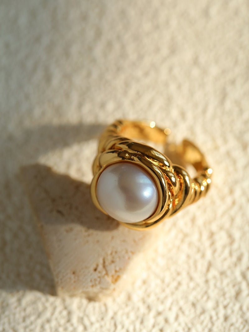 Modern Vintage Wrapped Pearl Ring - floysun