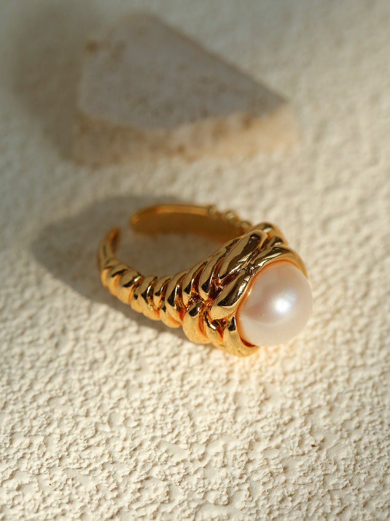 Modern Vintage Wrapped Pearl Ring - floysun