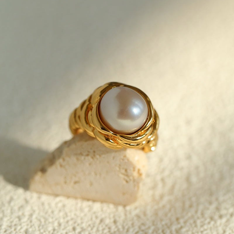Modern Vintage Wrapped Pearl Ring - floysun