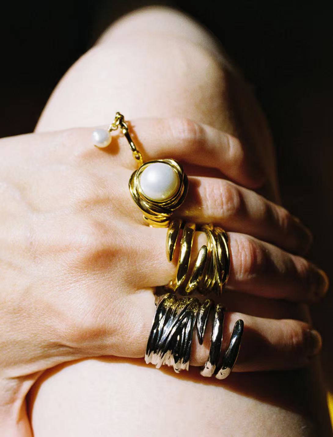 Modern Vintage Wrapped Pearl Ring - floysun