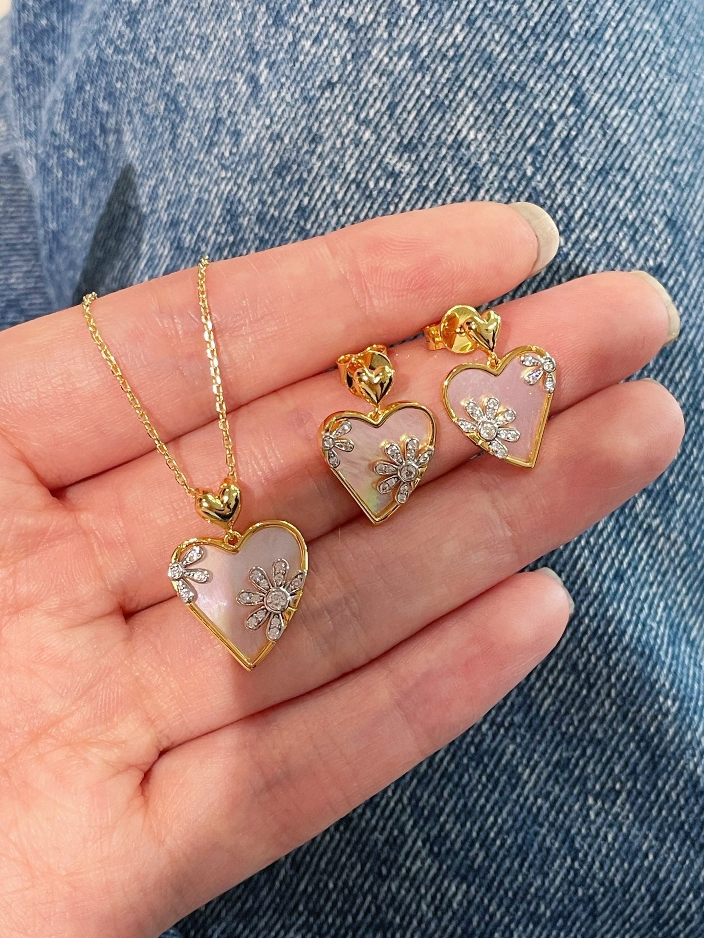 Mother of Pearl Heart Stud Earrings with Daisy CZ Detail - floysun