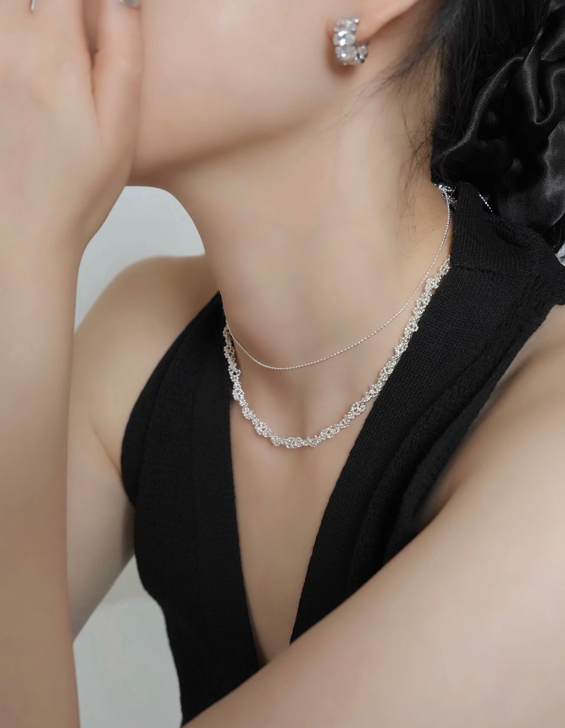 Multi-Wear Hollow Lace Adjustable Pull-Tie Choker Necklace - floysun