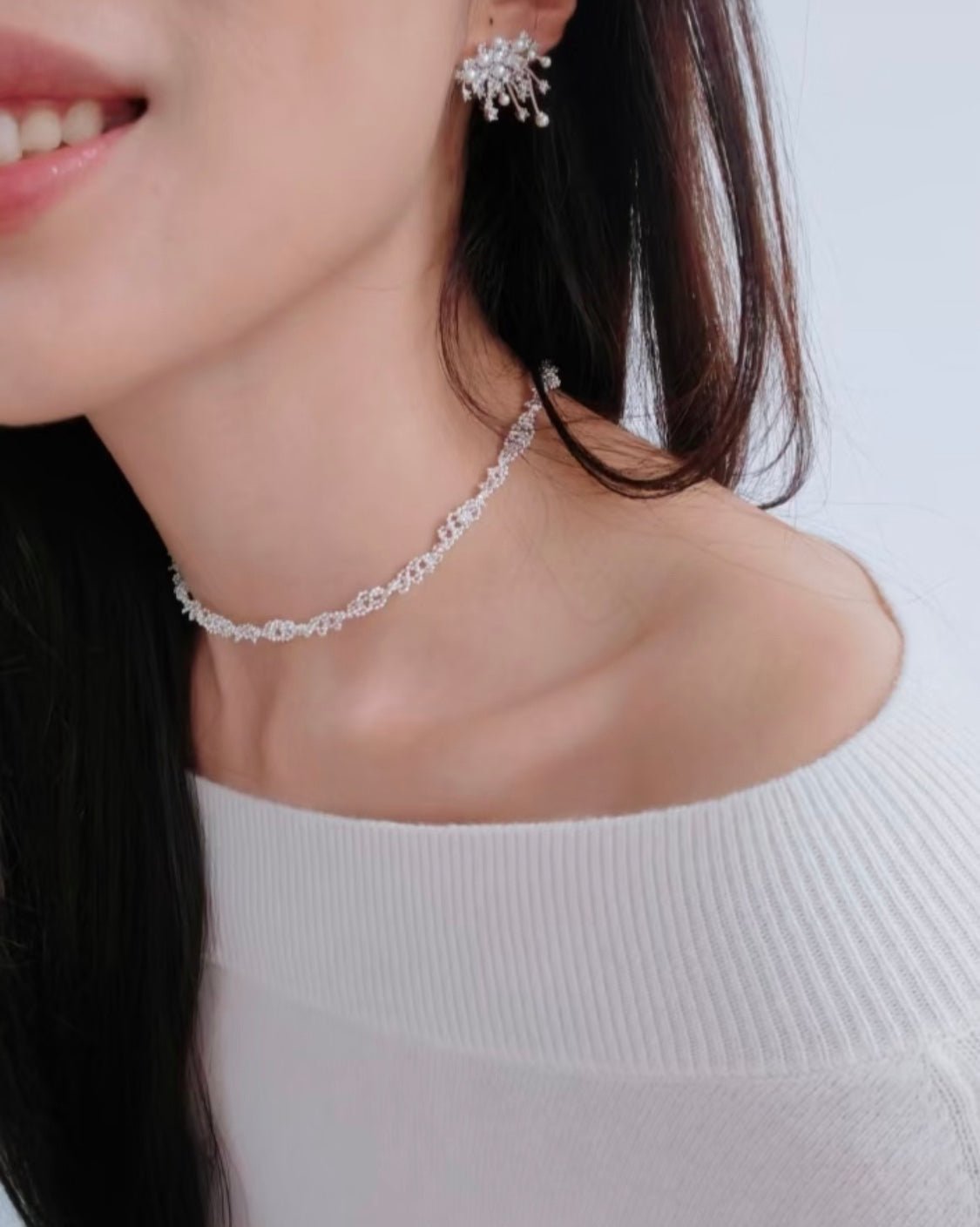 Multi-Wear Hollow Lace Adjustable Pull-Tie Choker Necklace - floysun