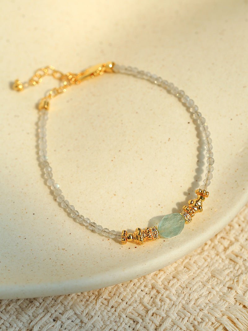 Mystic Glade Bracelet | Labradorite Strand with Green Fluorite Accents - floysun