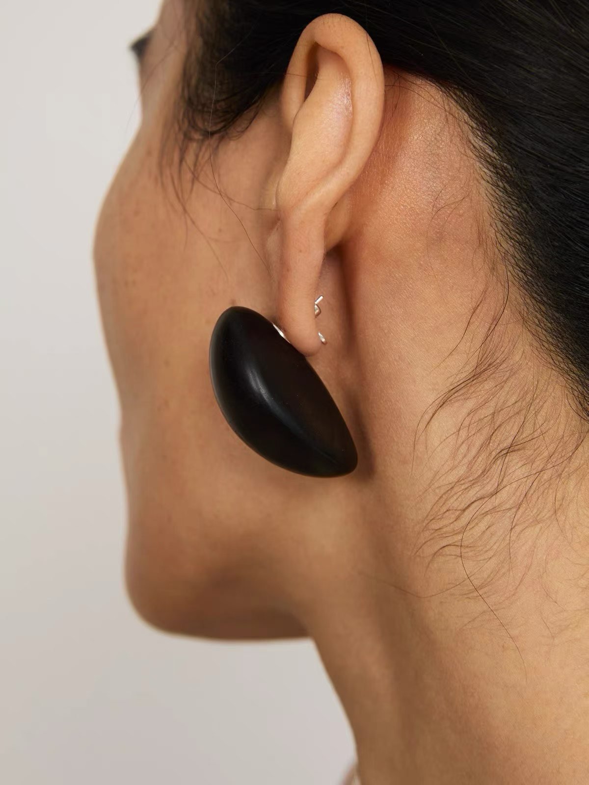 Natural Ebony Wood Sculptural Oval Statement Stud Earrings - floysun