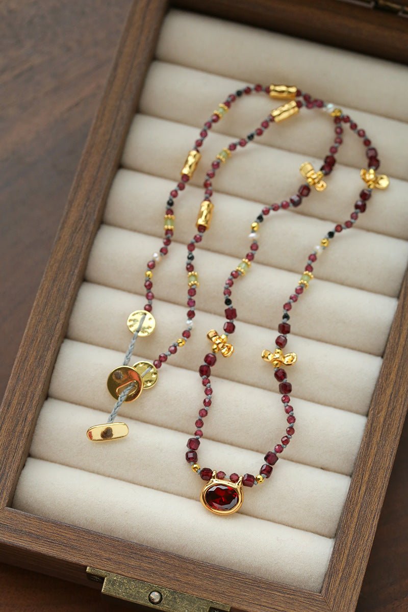 Natural Multi-Colored Stones and Garnet Beads Oval Pendant Necklace - floysun