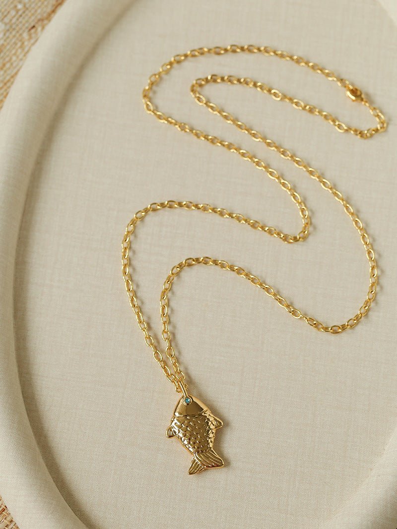 Natural Stone Bead / Plain Metal Chain Gold Fish Pendant Long Necklace - floysun