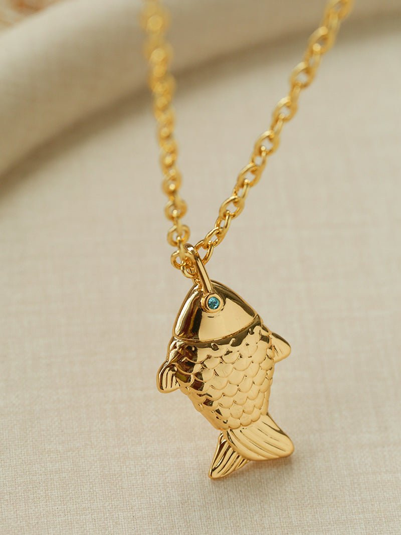 Natural Stone Bead / Plain Metal Chain Gold Fish Pendant Long Necklace - floysun