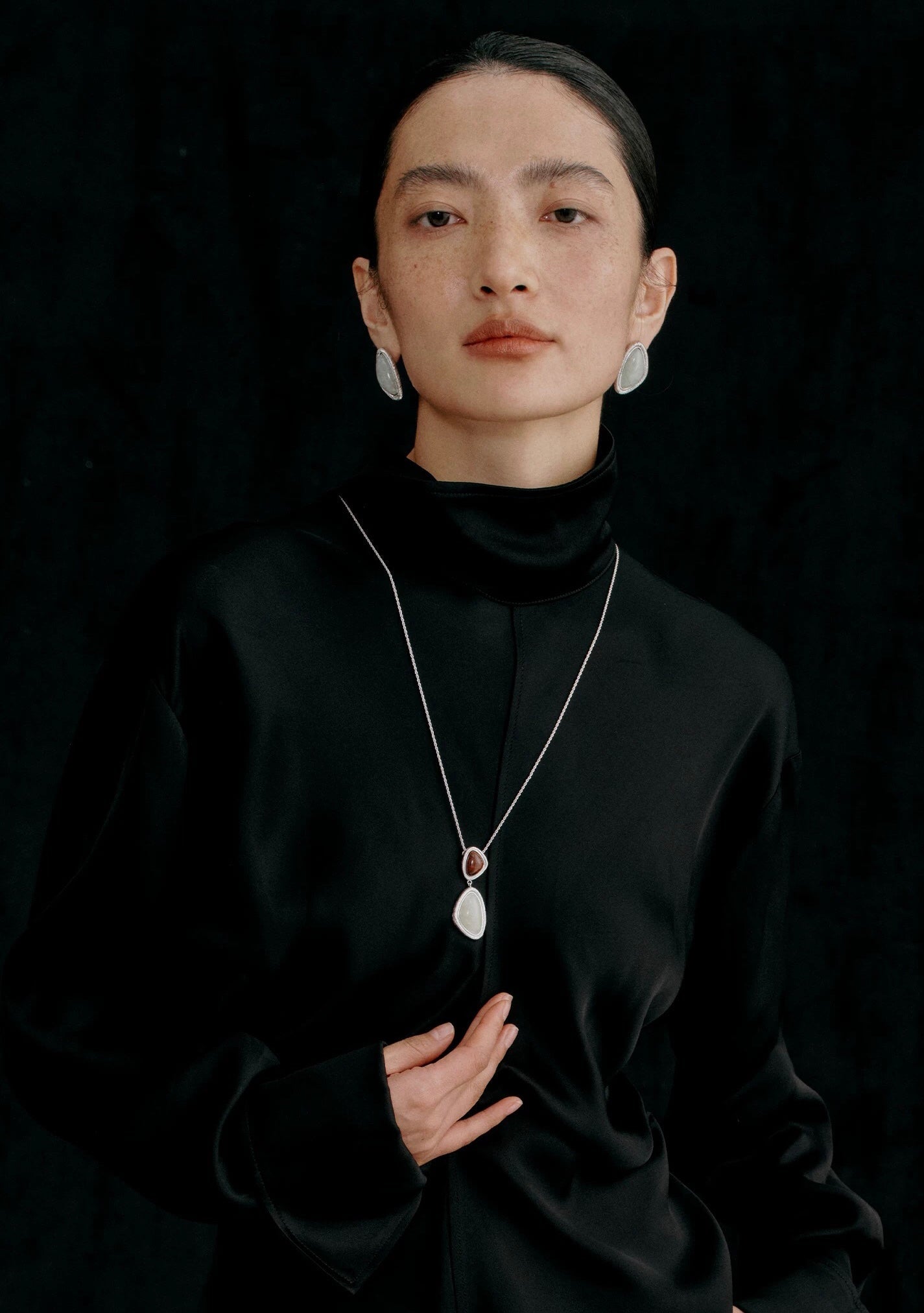 Natural Stone Geometric Layered Pendant Necklace - floysun