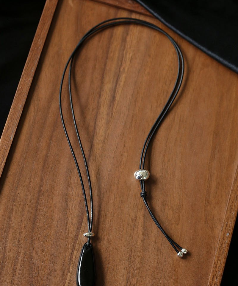 Noir Drop – Adjustable Black Onyx Teardrop Necklace - floysun