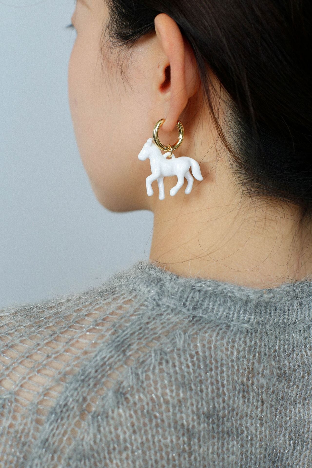 Nomadic Horse Enamel Drop Earrings – 3D Horse Design - floysun
