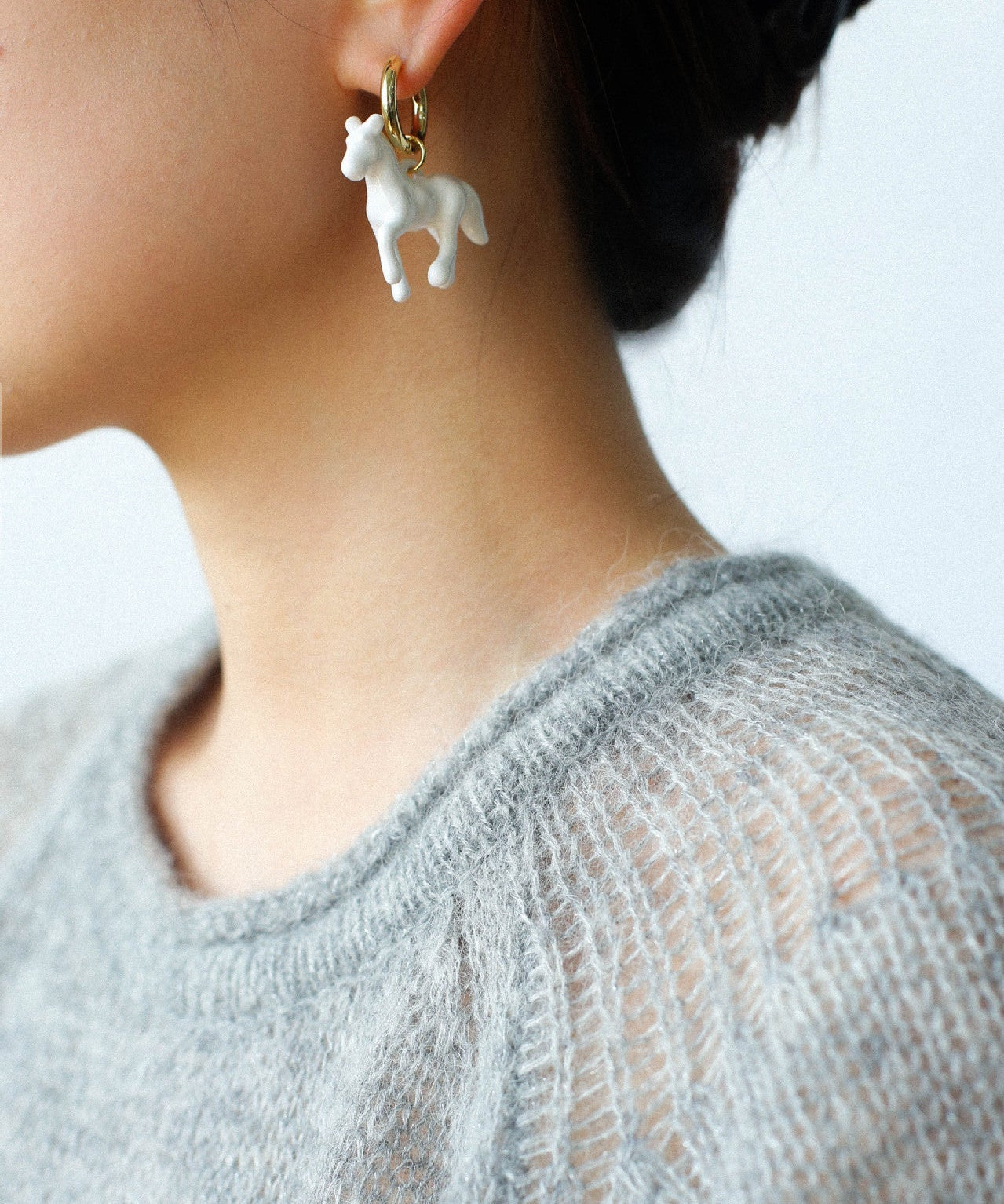 Nomadic Horse Enamel Drop Earrings – 3D Horse Design - floysun