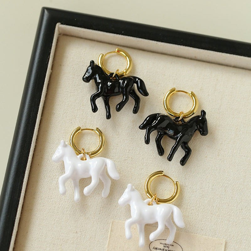 Nomadic Horse Enamel Drop Earrings – 3D Horse Design - floysun