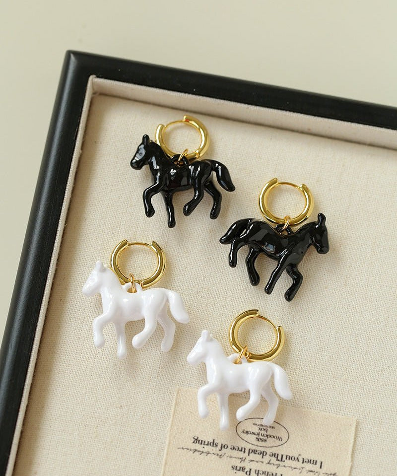 Nomadic Horse Enamel Drop Earrings – 3D Horse Design - floysun
