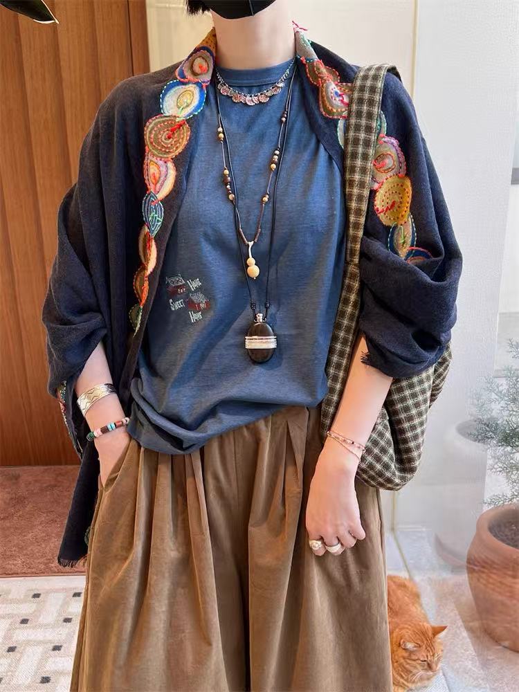 Nomadic Spirit Sandalwood Flask Necklace - floysun