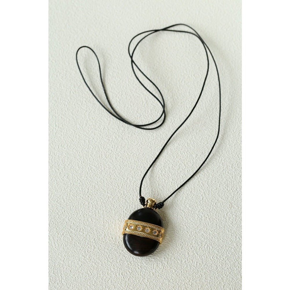 Nomadic Spirit Sandalwood Flask Necklace - floysun