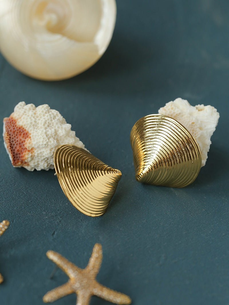 Ocean Style Shell & Paved Starfish Stud Earrings - floysun