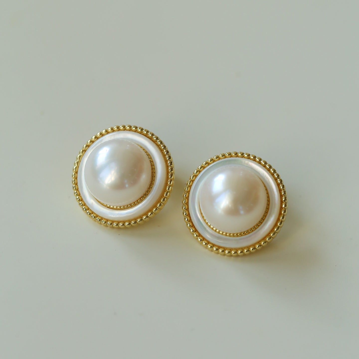Oceanic Glow Mother of Pearl Earrings - floysun
