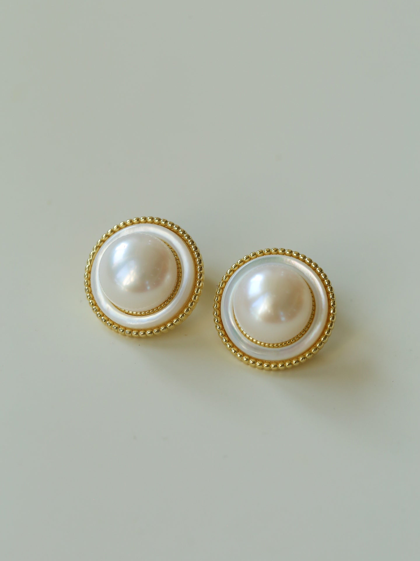 Oceanic Glow Mother of Pearl Earrings - floysun