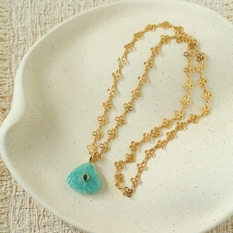 Oceanic Treasure Pendant | Vintage Lace Chain & Carved Amazonite Shell - floysun