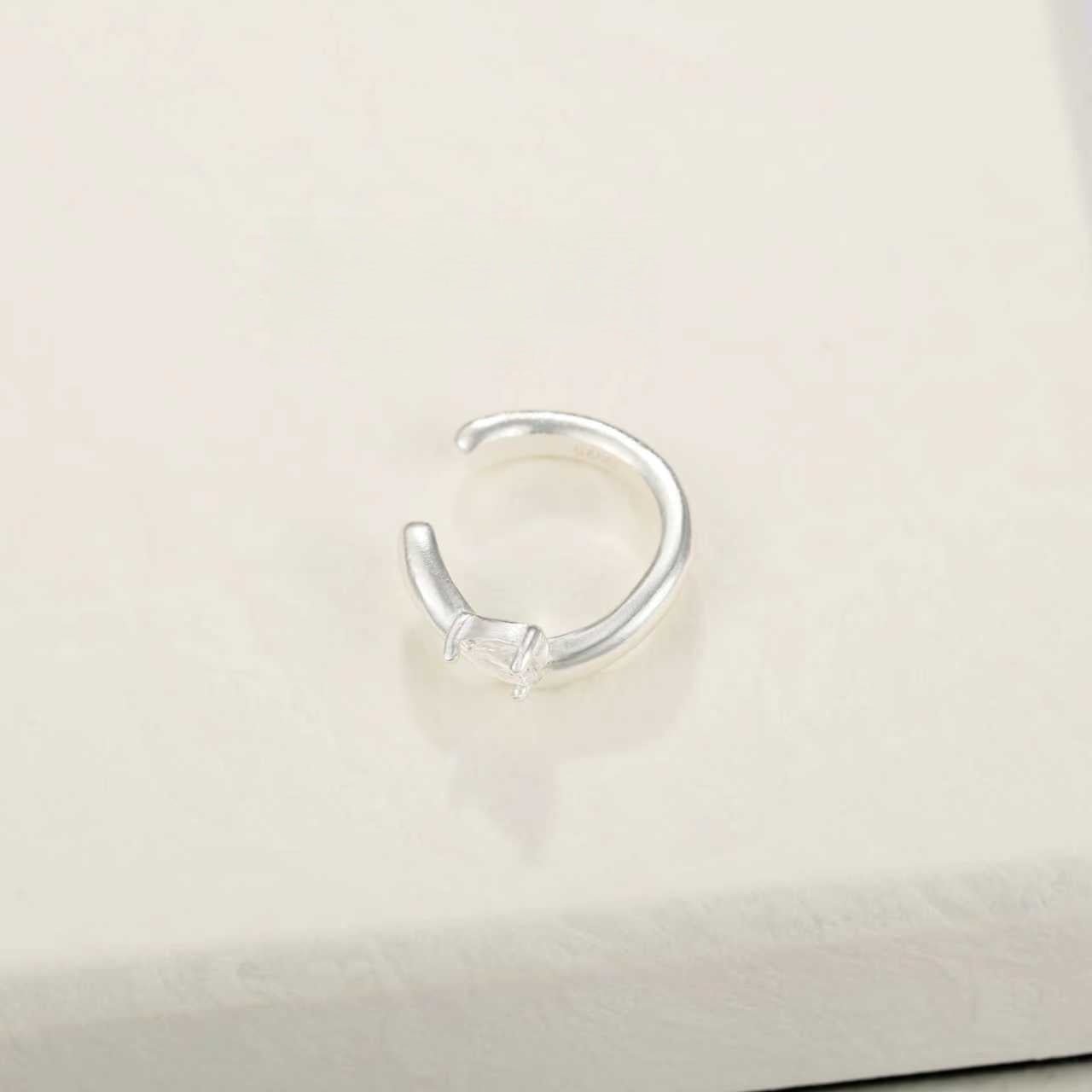 Organic Liquid Metal Ear Cuff - S925 Sterling Silver with Teardrop Zircon - floysun