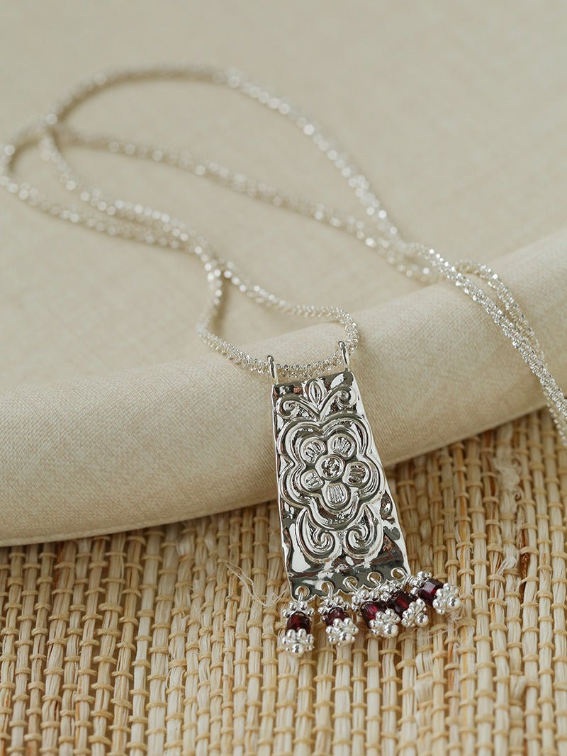 Oriental Chased Floral Rectangle Pendant Necklace - floysun