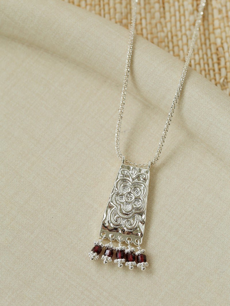 Oriental Chased Floral Rectangle Pendant Necklace - floysun