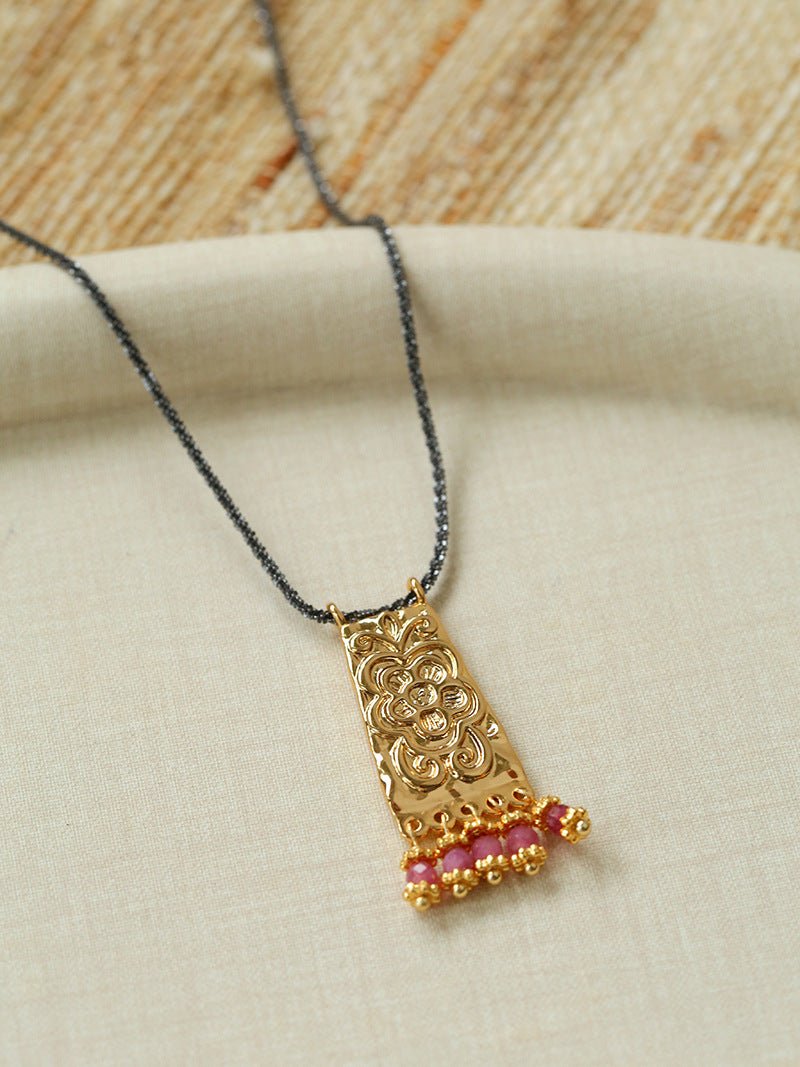 Oriental Chased Floral Rectangle Pendant Necklace - floysun