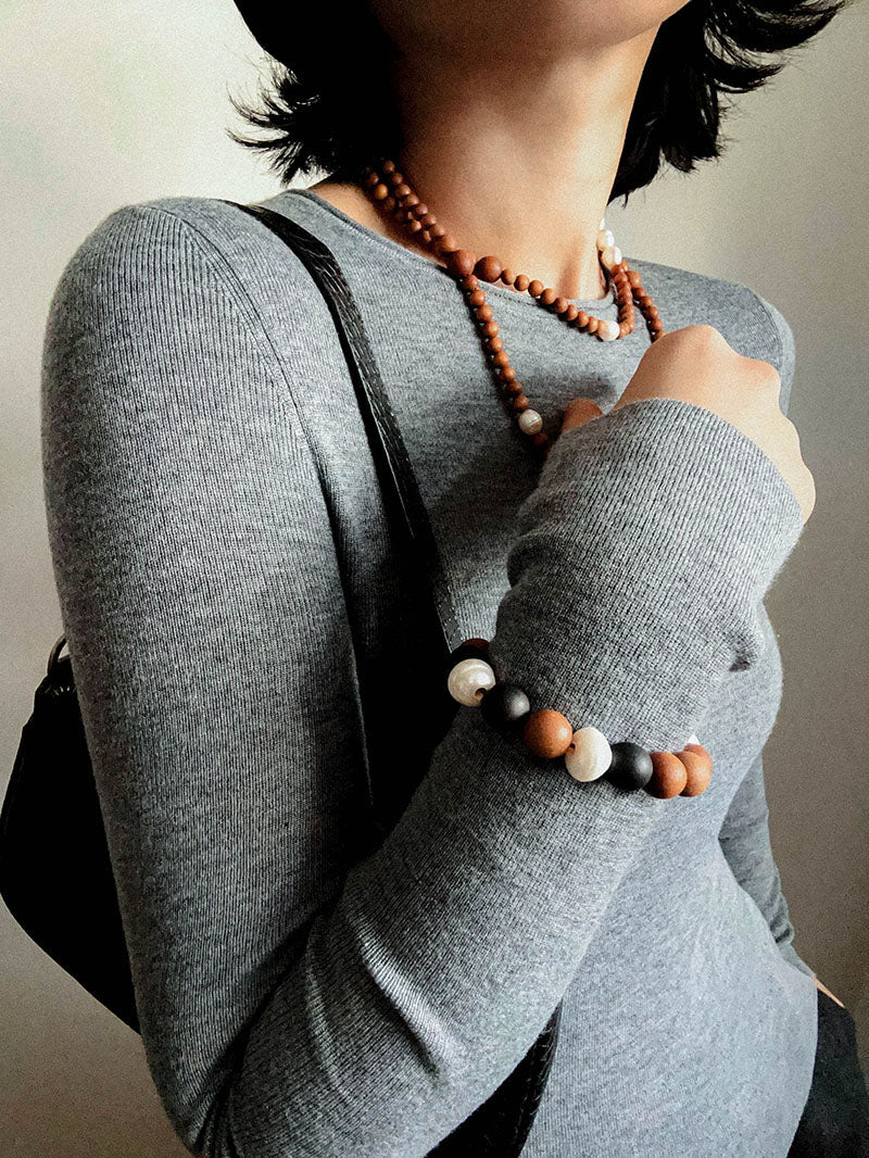 Oriental Luxe Long Sandalwood & Pearl Necklace - floysun