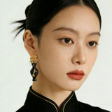 Original Design – Ebony Vase & Lace Vintage Aesthetic Earrings - floysun