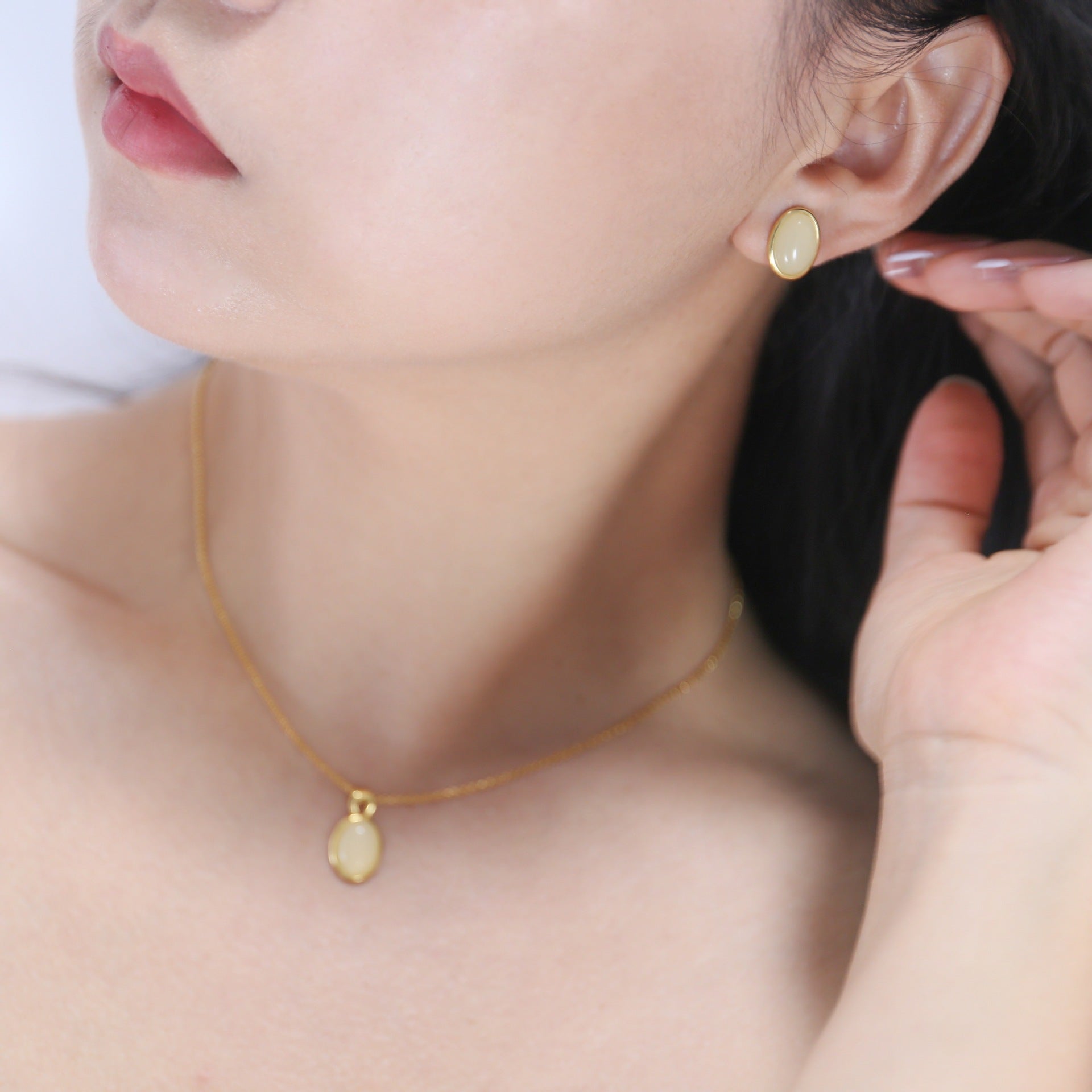 Oval Glass Stud Earrings - floysun