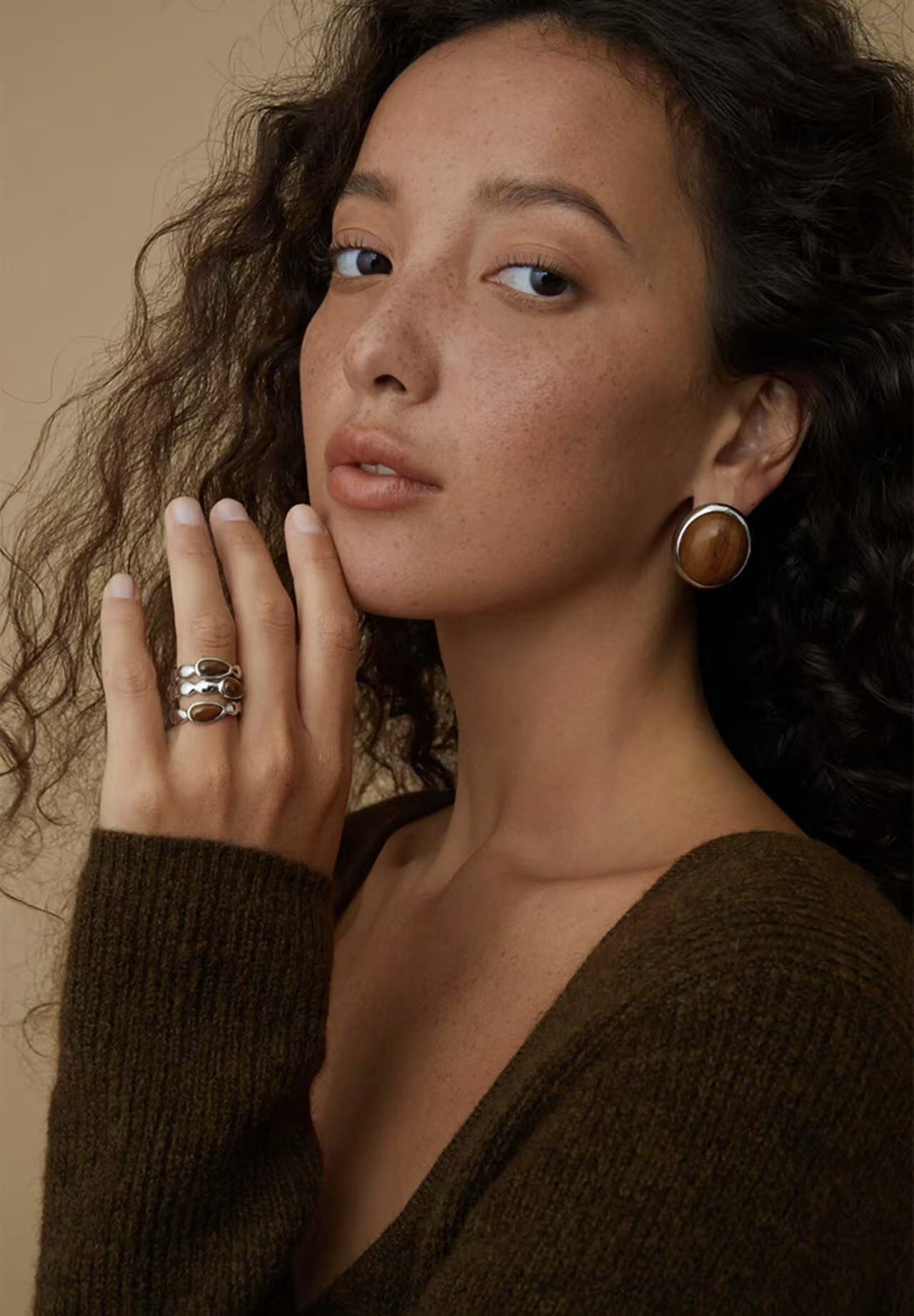 Oval Mother - of - Pearl & Tiger’s Eye Stud Earrings - floysun