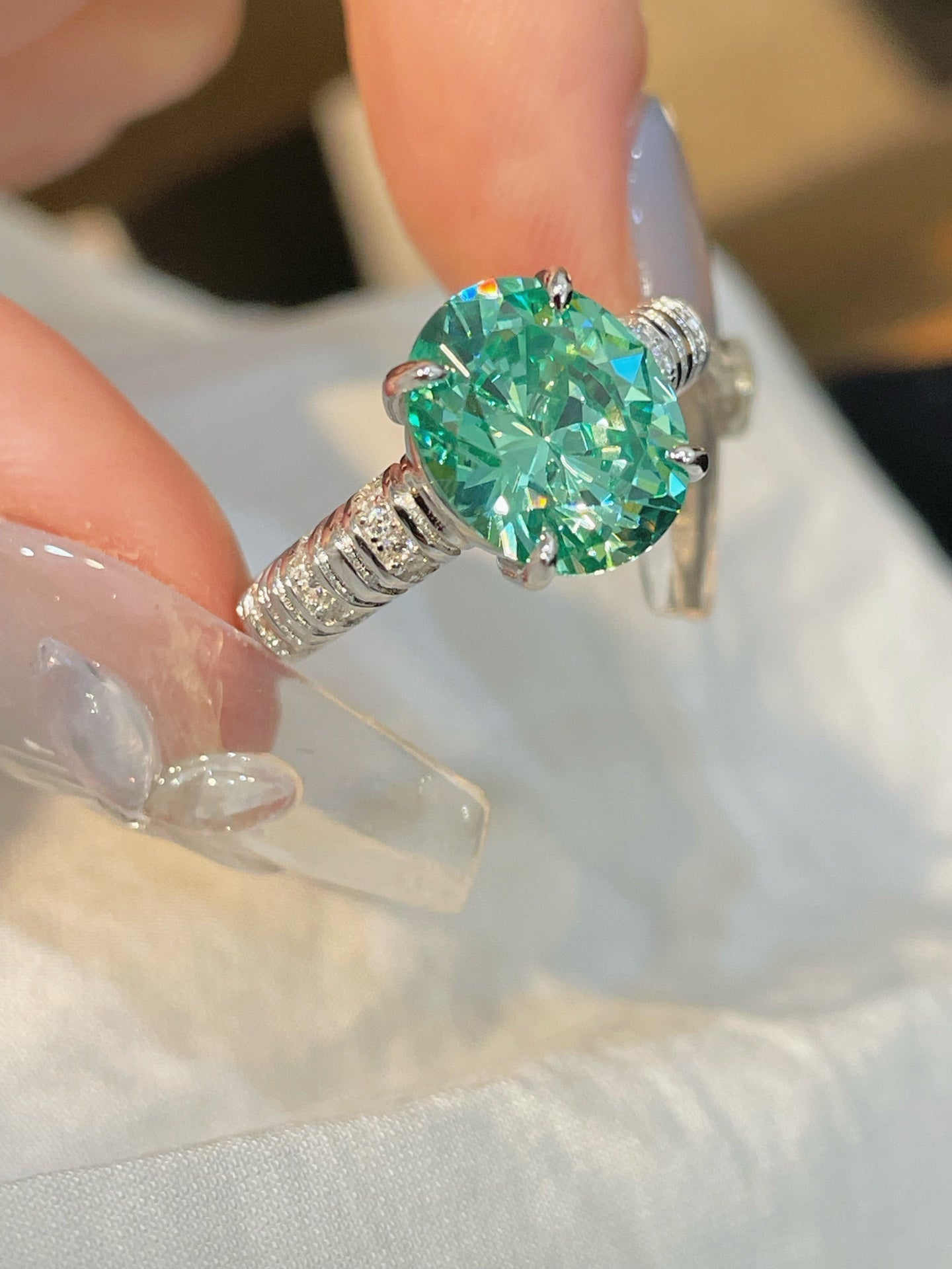 Oval Paraiba Green Tourmaline Ring - floysun