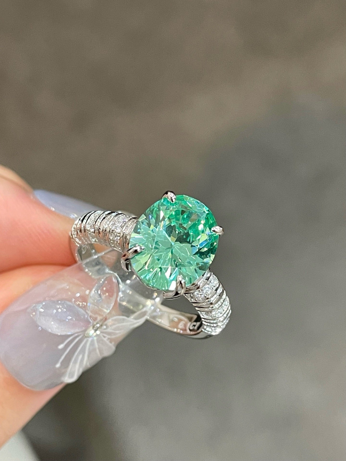 Oval Paraiba Green Tourmaline Ring - floysun