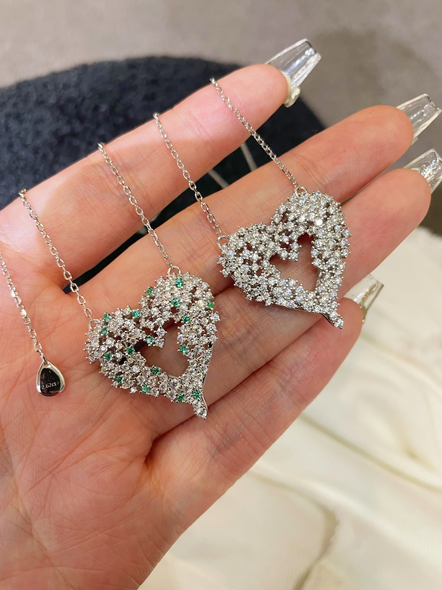 Paraiba-Colour Gradient Sparkling Heart Pendant Necklace - floysun