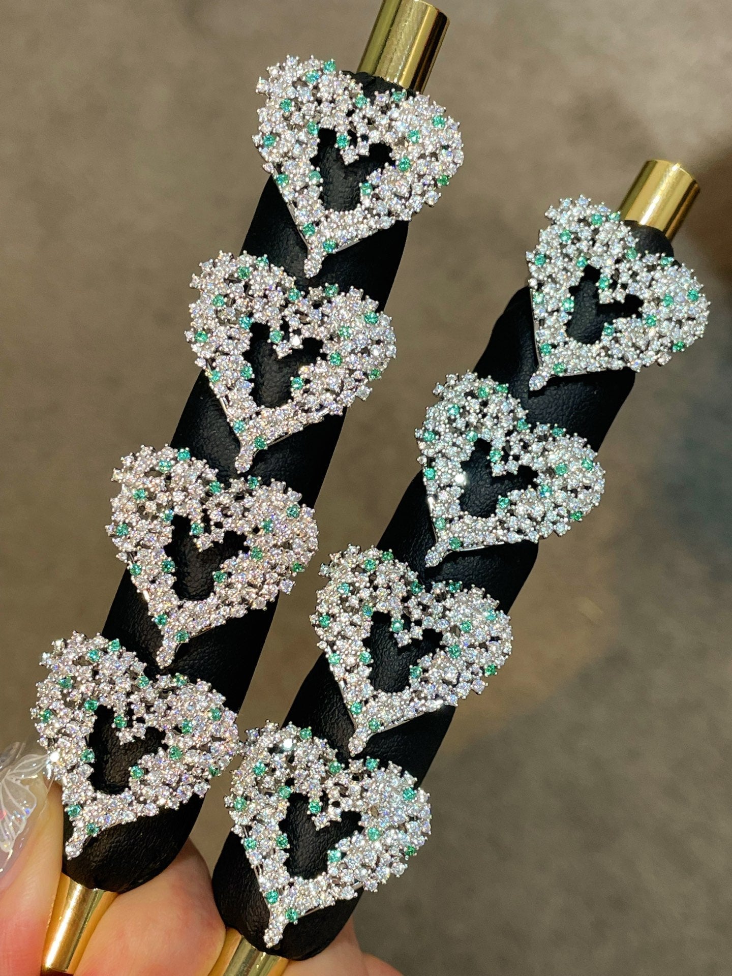 Paraiba-Colour Gradient Sparkling Heart Statement Ring - floysun