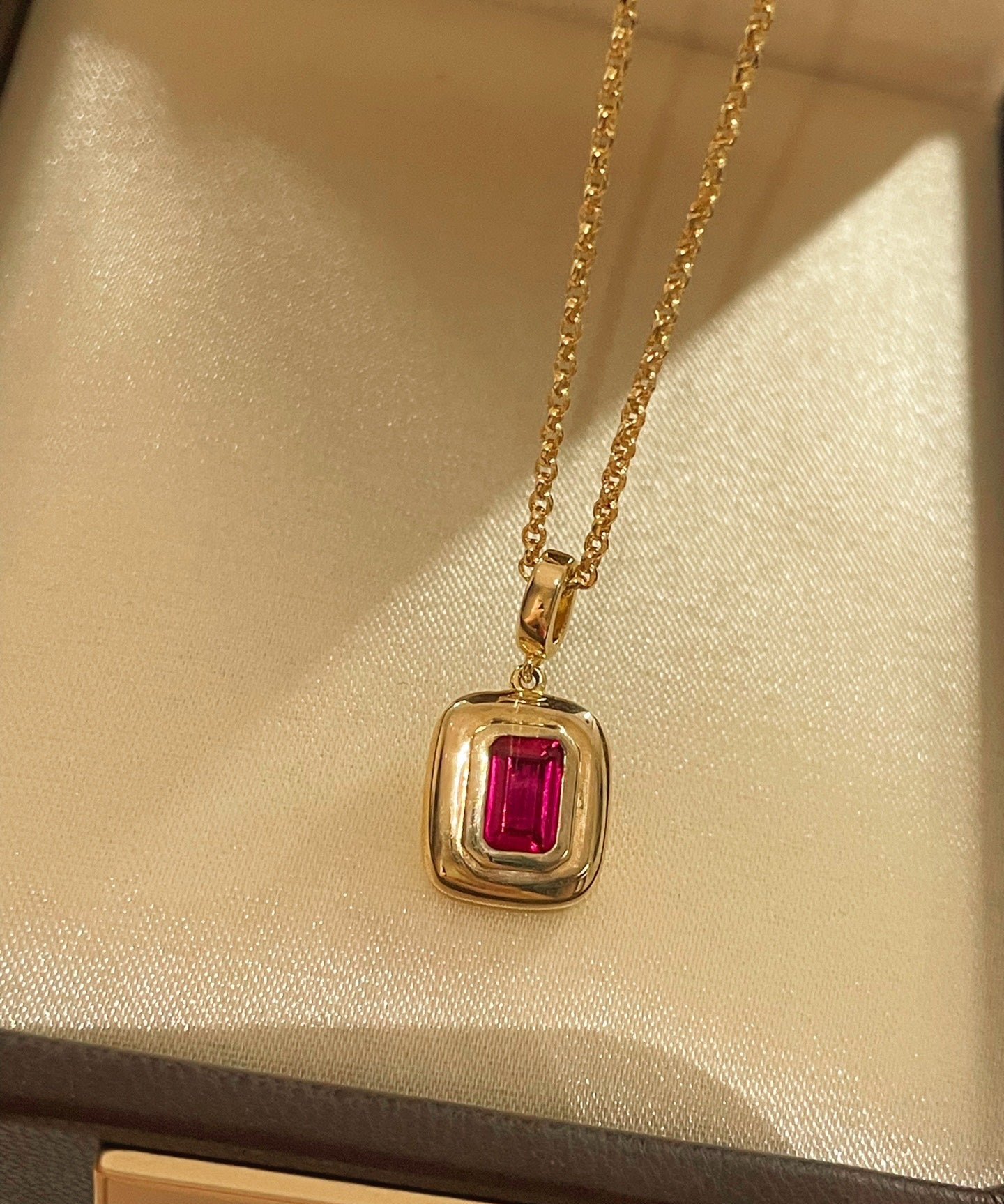 Petite Ruby Square Pendant Necklace - floysun