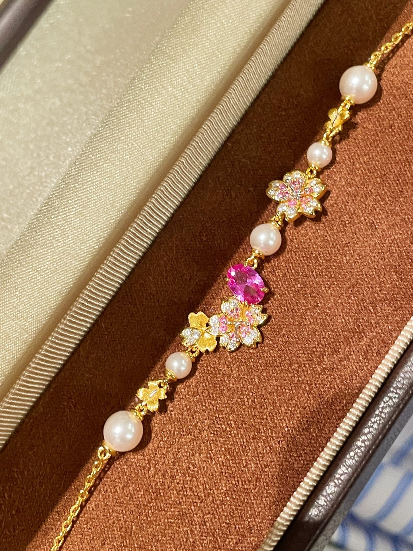 Pink Sapphire Floral Pearl Bracelet - floysun