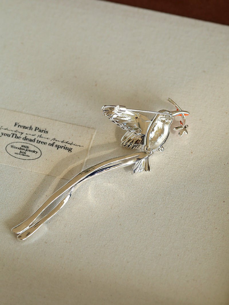 Princess - Inspired Enamel Magpie Brooch - floysun