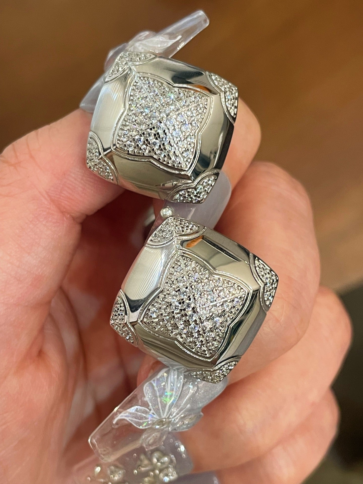 Pyramid Pavé Diamond Simulant Stud Earrings - floysun
