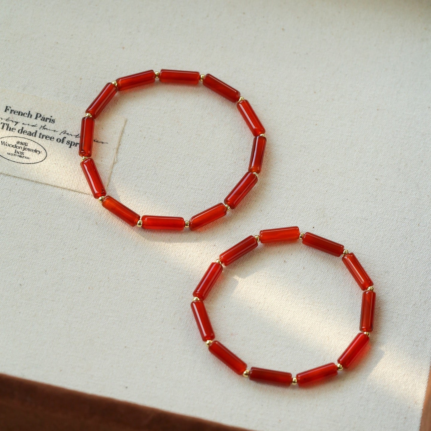Red Agate & Gold Bead Stretch Bracelet - floysun