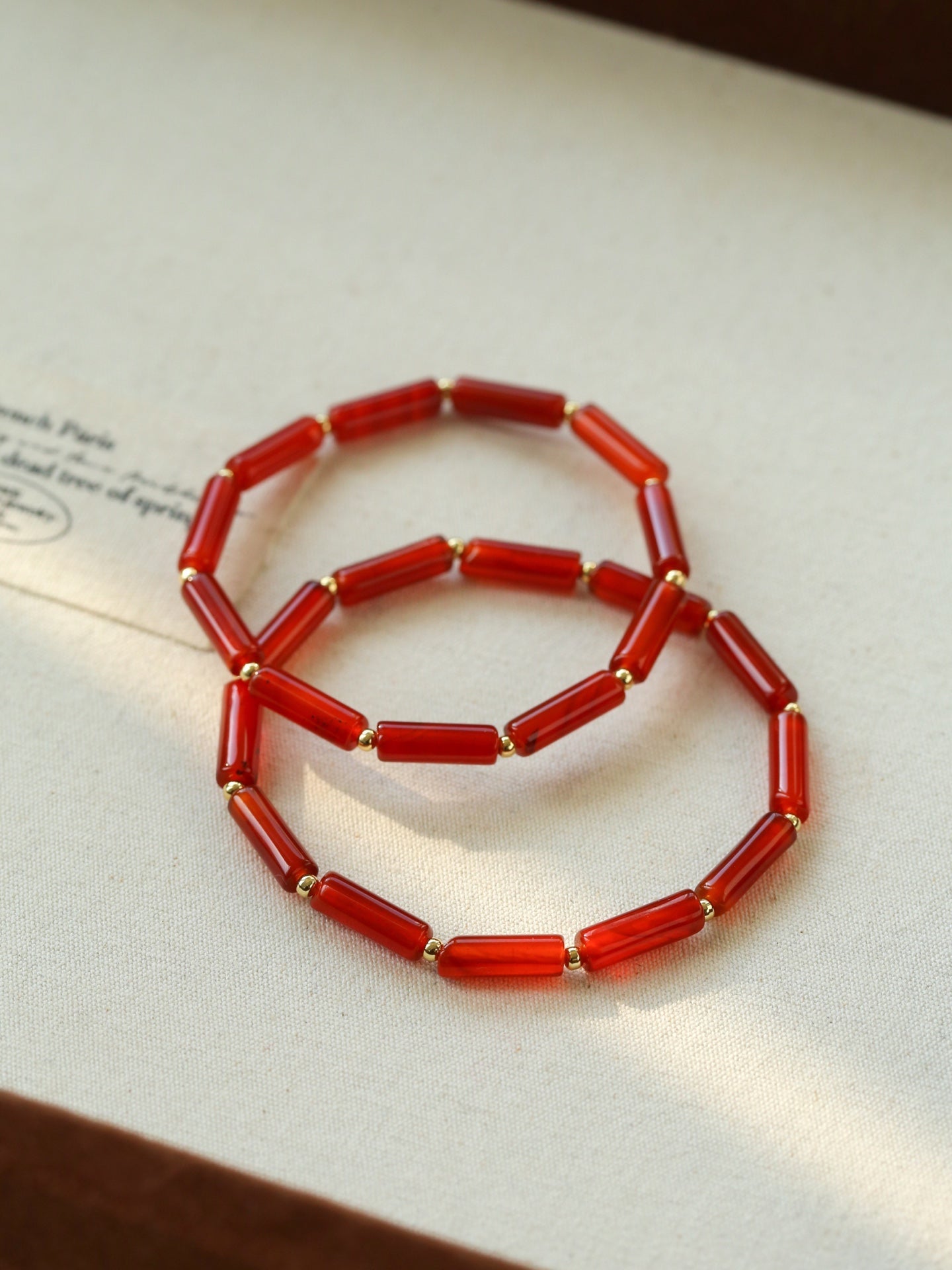 Red Agate & Gold Bead Stretch Bracelet - floysun