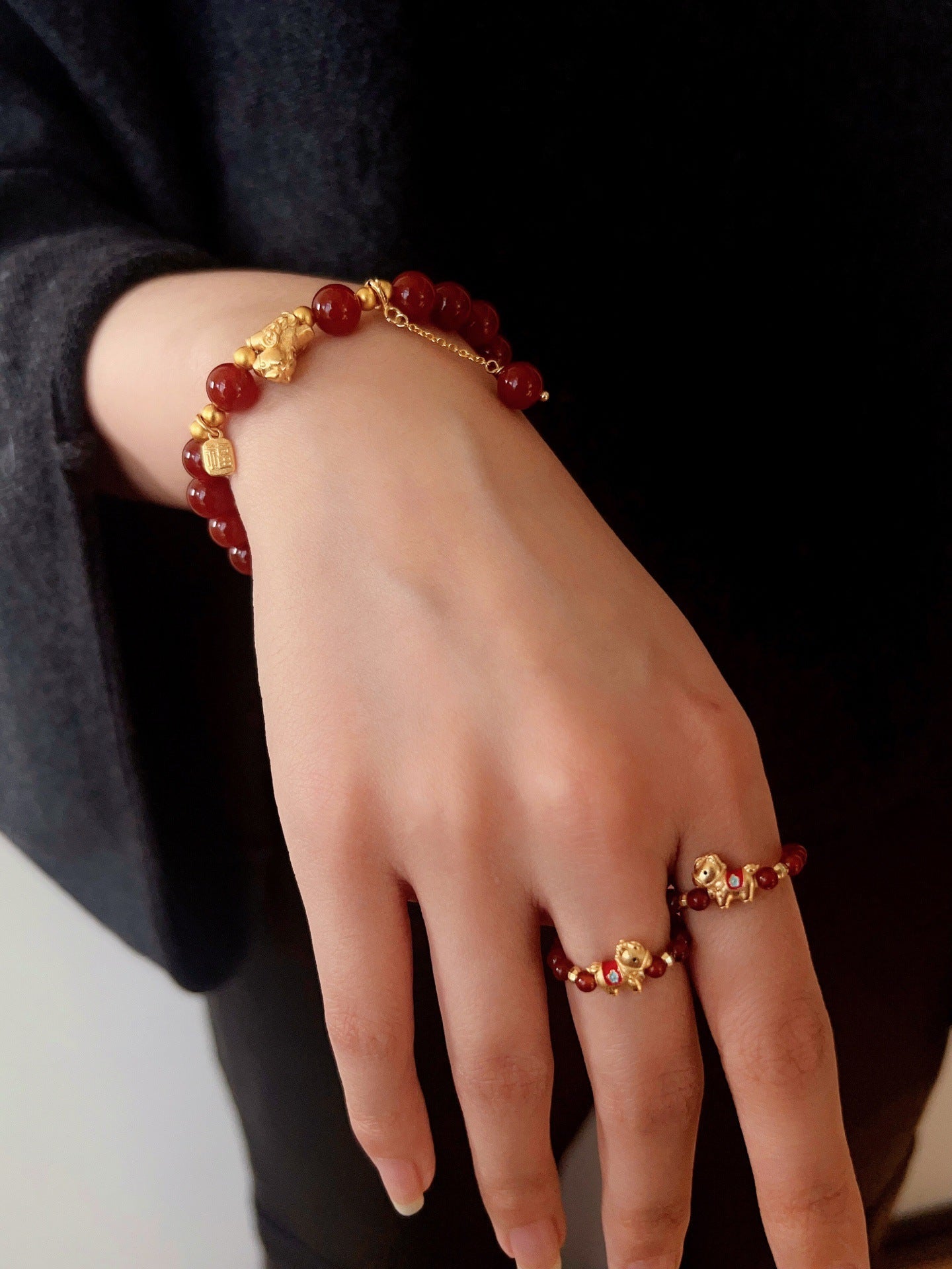 Red Agate Lucky Horse Bracelet - floysun