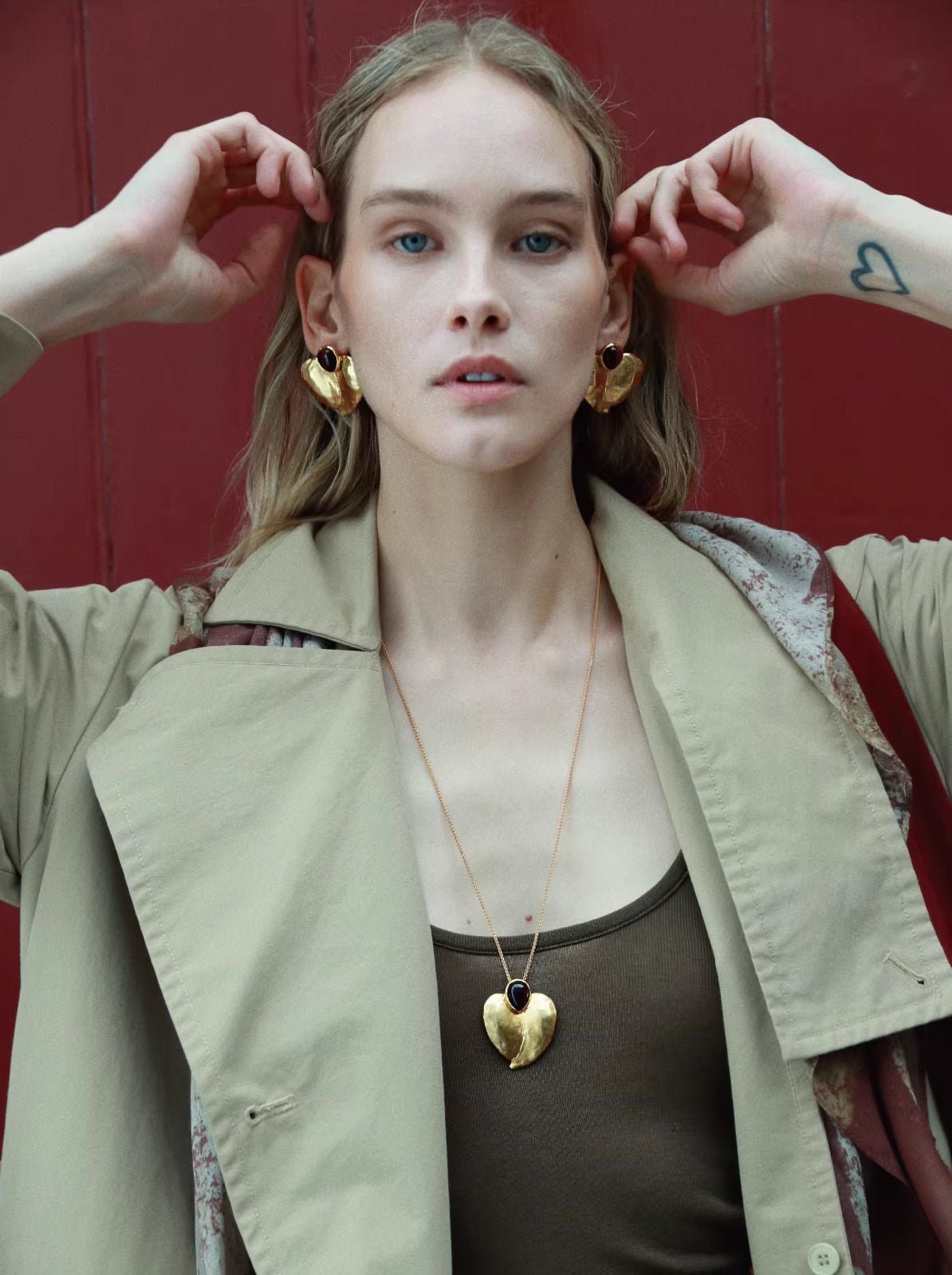 Red Tiger's Eye Heart Stud Earrings - floysun