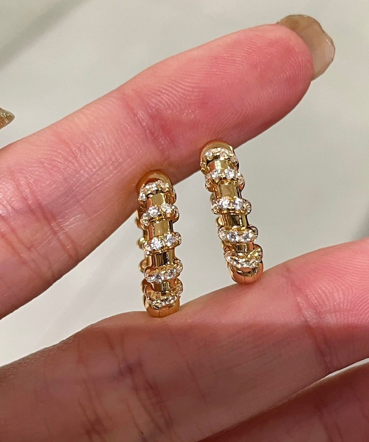 Reversible Huggie Earrings – Pave Diamond & Polished Finish - floysun