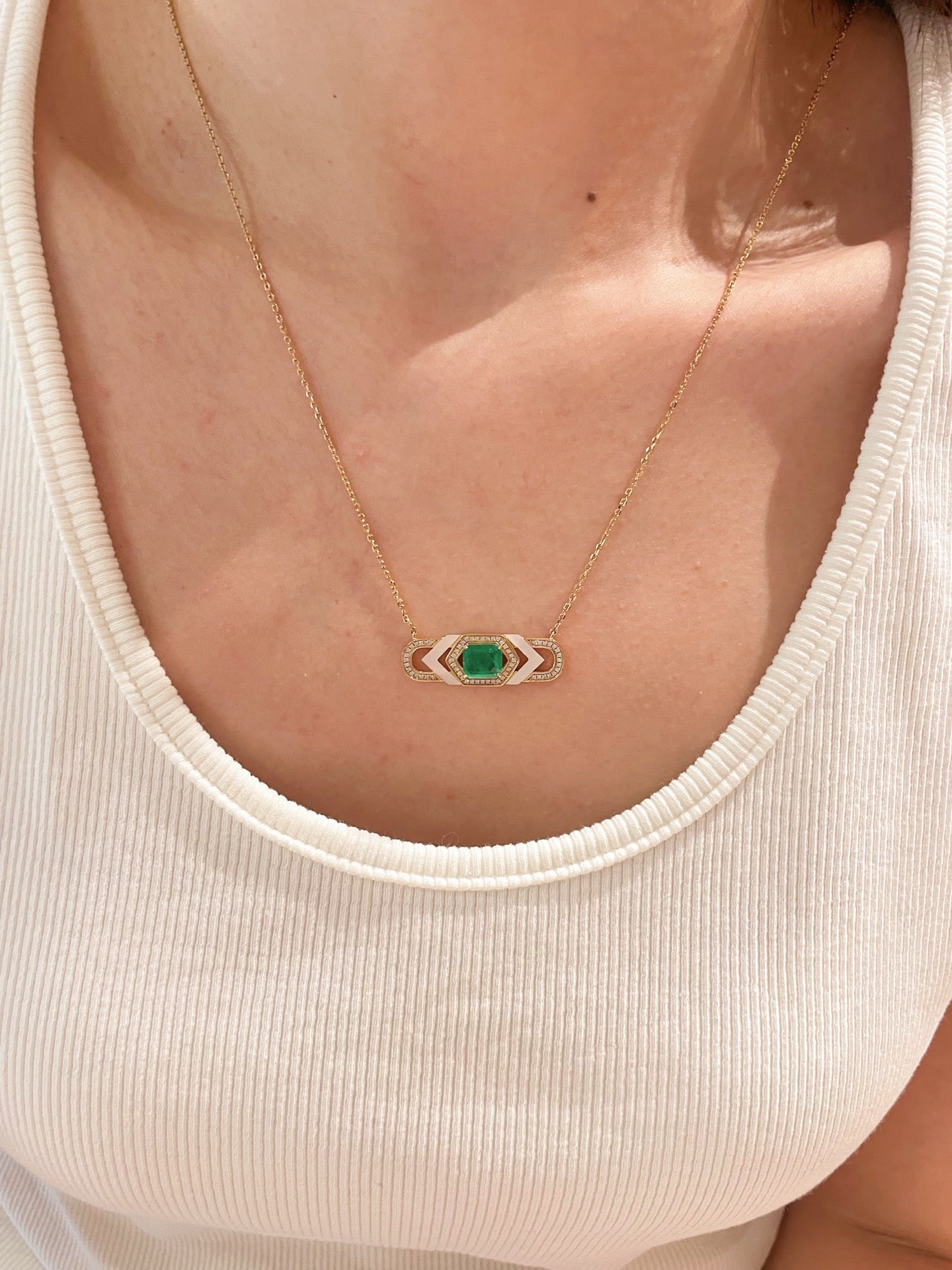 Rhombus Emerald & White Mother of Pearl Necklace - floysun