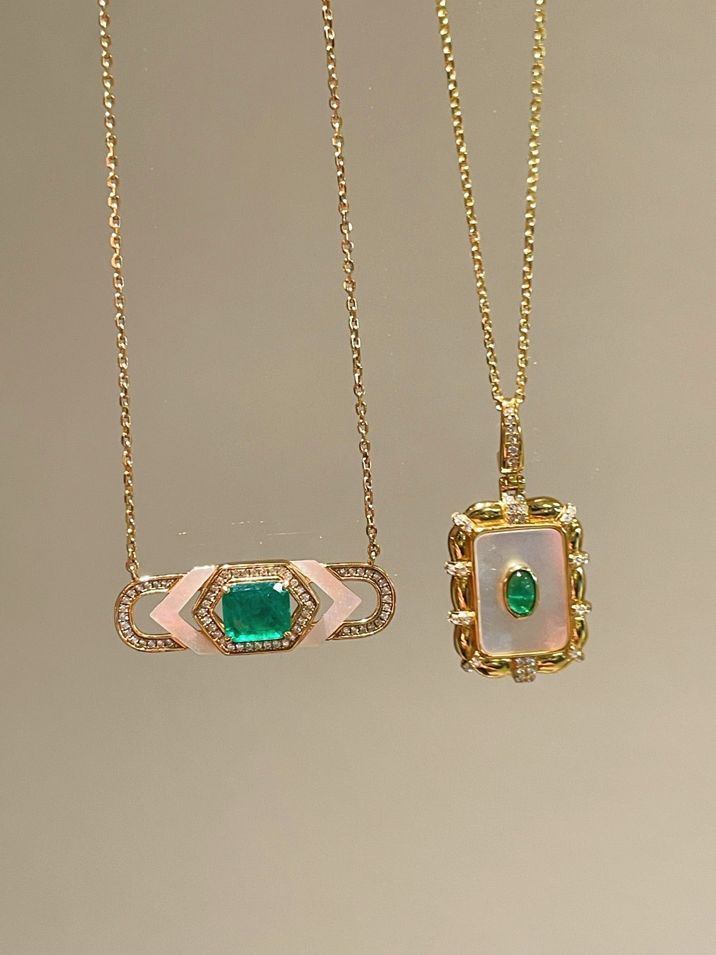 Rhombus Emerald & White Mother of Pearl Necklace - floysun